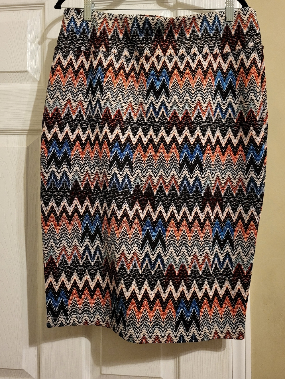Carmen Marc Valvo Zigzag Chevron Pencil Skirt - Blue, Coral, Black, Cream